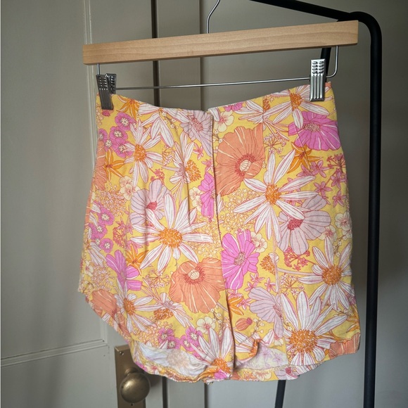 H&M Floral Set - Picture 4 of 4